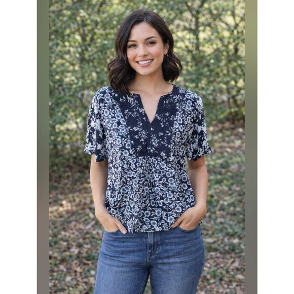 J. Jill Tops - J Jill Navy and White Floral Top size XSP